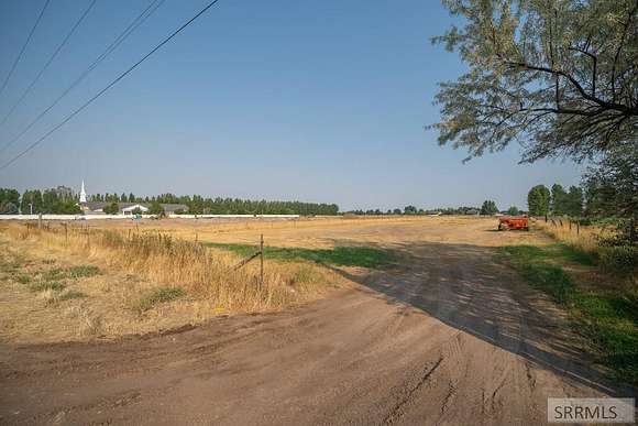 1.5 Acres of Residential Land for Sale in Iona, Idaho