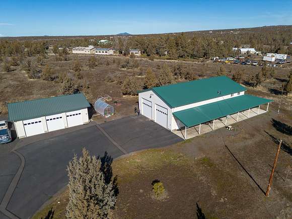 10 Acres of Land with Home for Sale in Prineville, Oregon