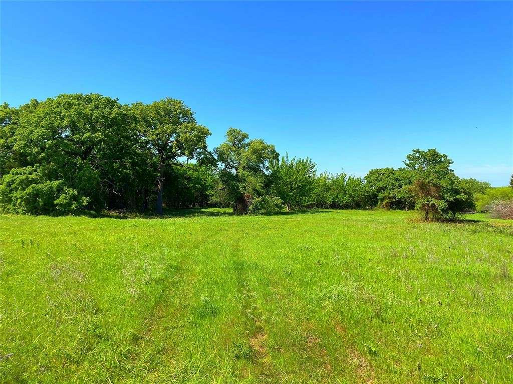 13 Acres of Recreational Land for Sale in Bowie, Texas