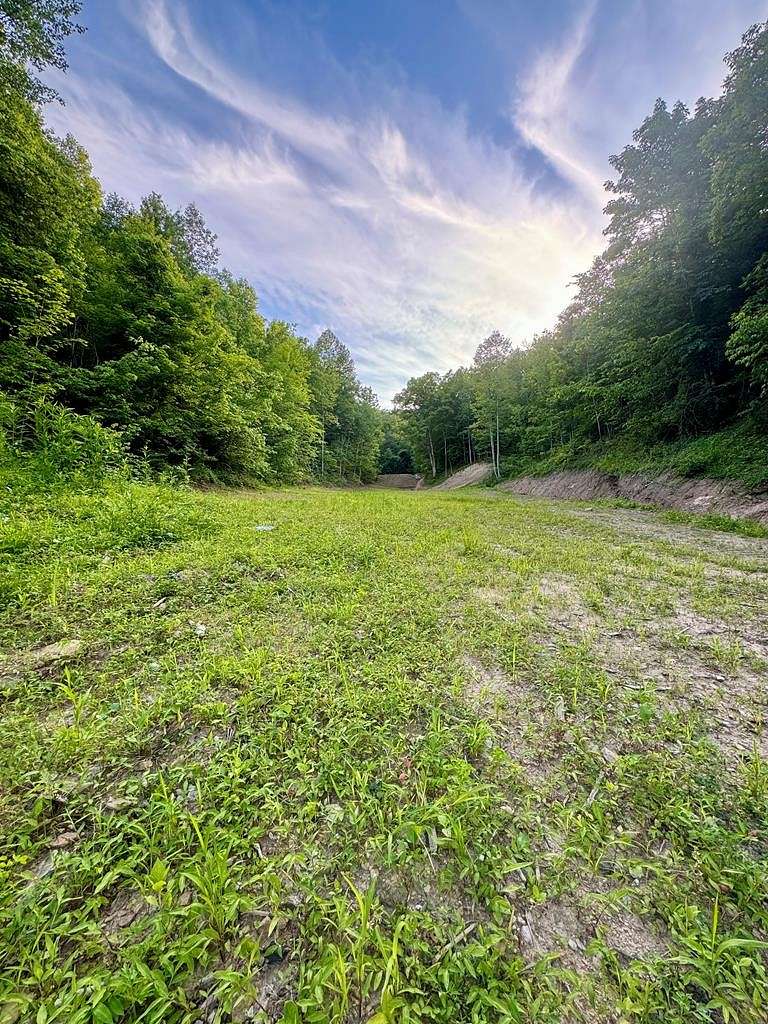 100 Acres of Land for Sale in Blaine, Kentucky