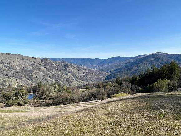 160 Acres of Land for Sale in Laytonville, California