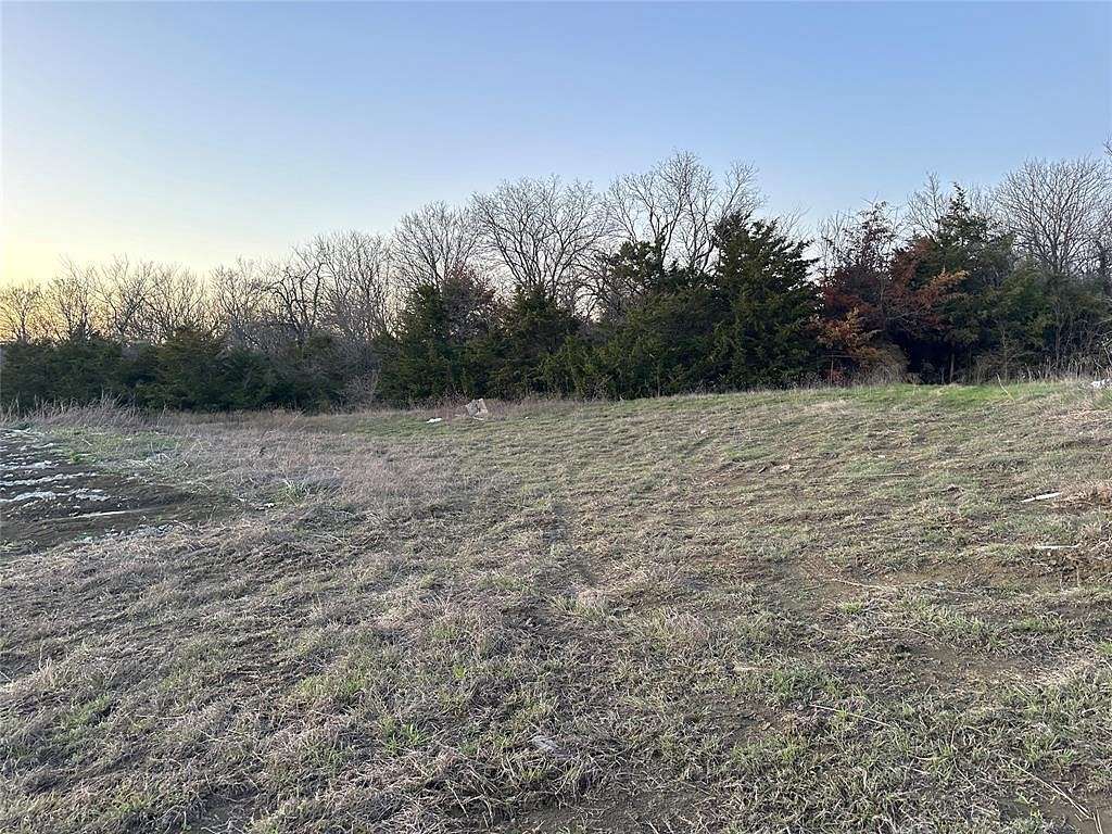 8.079 Acres of Land for Sale in Princeton, Texas