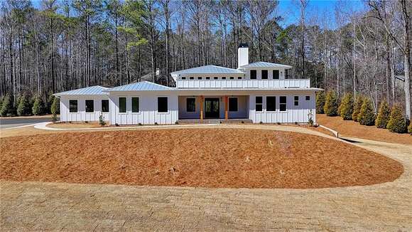 2.8 Acres of Residential Land with Home for Sale in Woodstock, Georgia