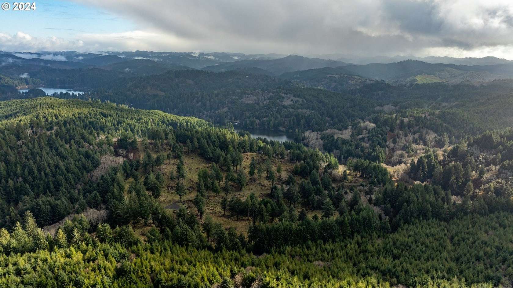 192 Acres of Recreational Land for Sale in Lakeside, Oregon