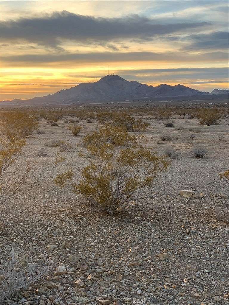 2.5 Acres of Residential Land for Sale in Apple Valley, California