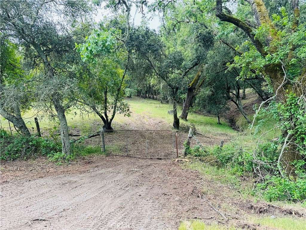 4.6 Acres of Residential Land for Sale in Atascadero, California