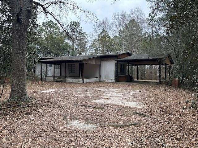 2.1 Acres of Residential Land with Home for Sale in Lyons, Georgia