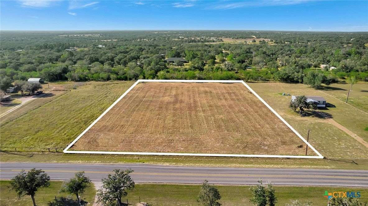 2.66 Acres of Residential Land for Sale in Victoria, Texas