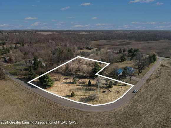 2 Acres of Residential Land for Sale in Onondaga, Michigan