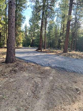 2.1 Acres of Residential Land for Sale in La Pine, Oregon