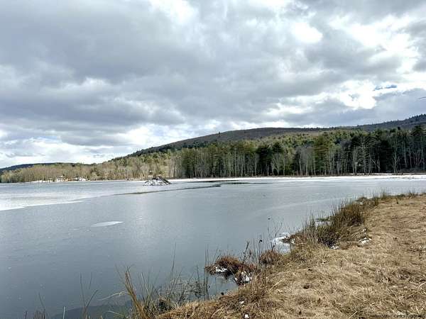 10 Acres of Residential Land for Sale in Bearsville, New York