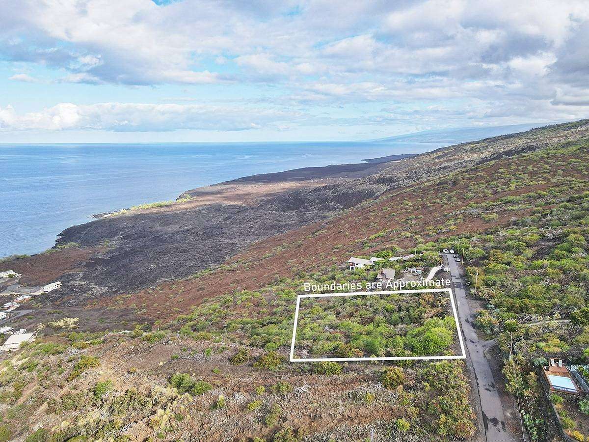 1 Acre of Land for Sale in Captain Cook, Hawaii