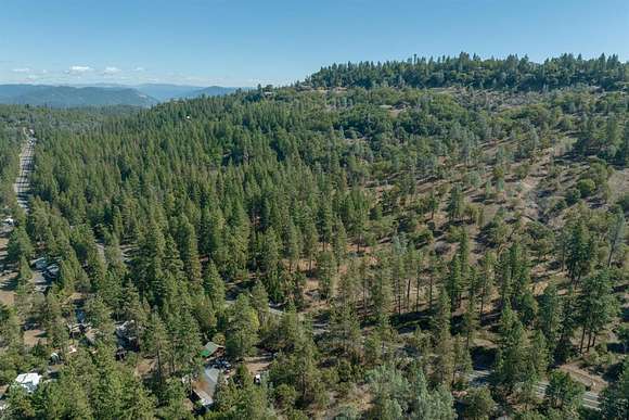 28 Acres of Land for Sale in Murphys, California