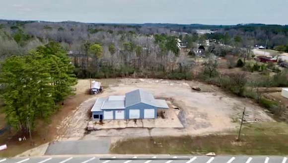 2 Acres of Improved Commercial Land for Sale in Winfield, Alabama