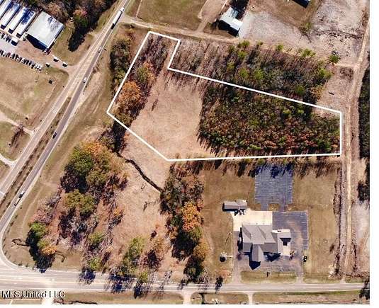 4.8 Acres of Commercial Land for Sale in Morton, Mississippi