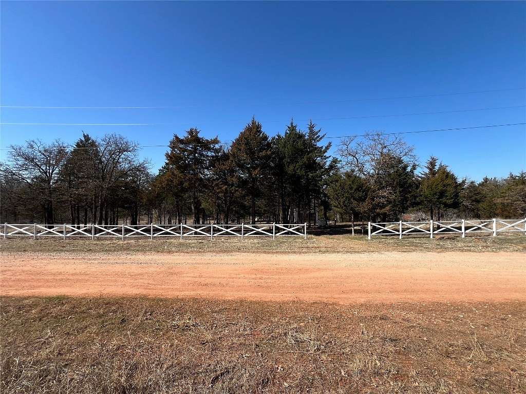 4.1 Acres of Residential Land for Sale in Meridian, Oklahoma