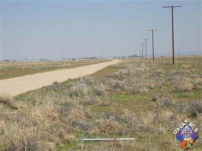2.5 Acres of Residential Land for Sale in Antelope Acres, California