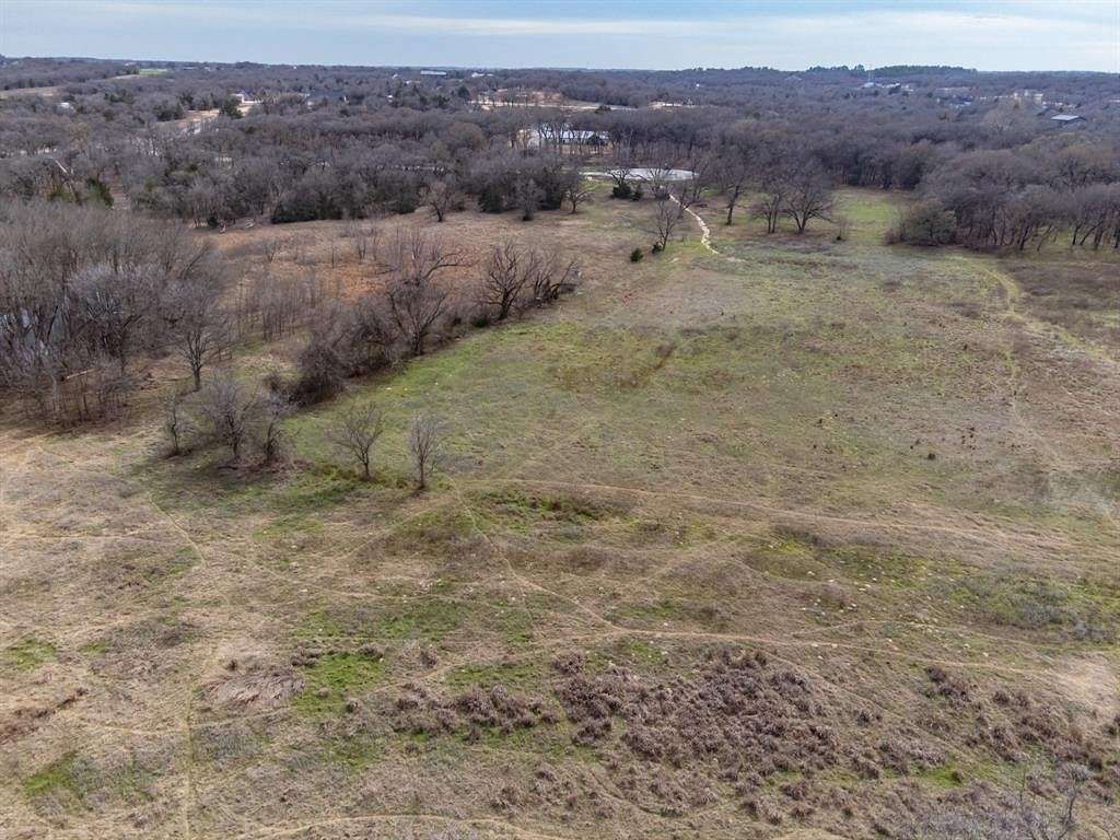 8.6 Acres of Residential Land for Sale in Alvord, Texas