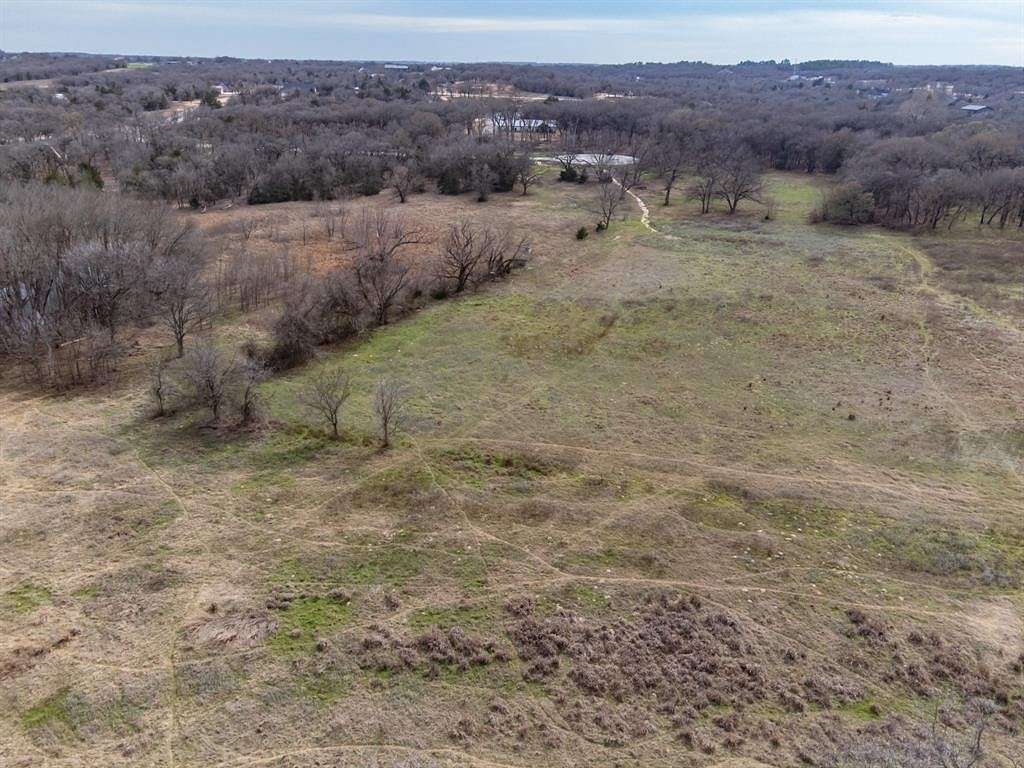 8.588 Acres of Residential Land for Sale in Alvord, Texas