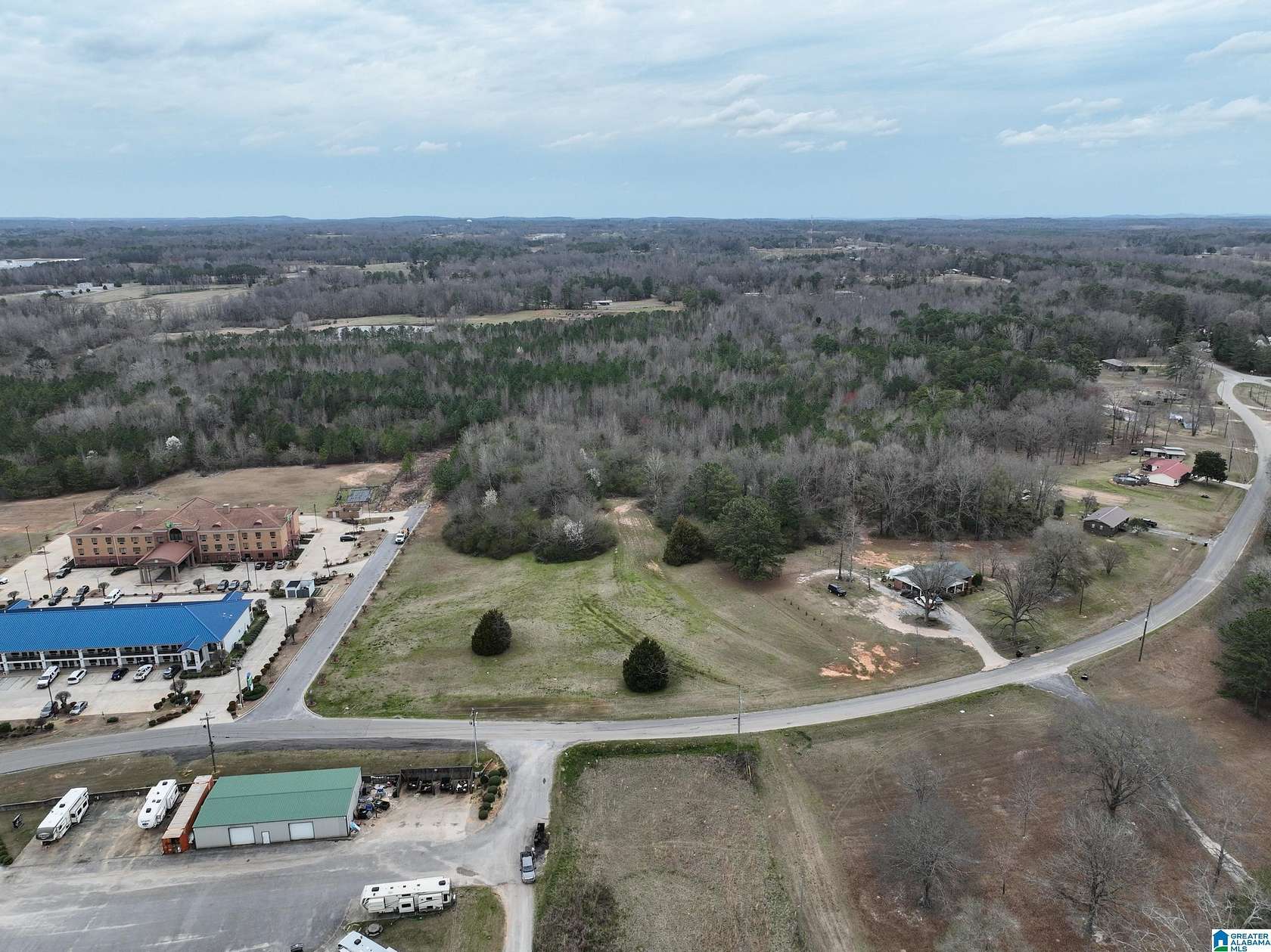 22 Acres of Commercial Land for Sale in Clanton, Alabama