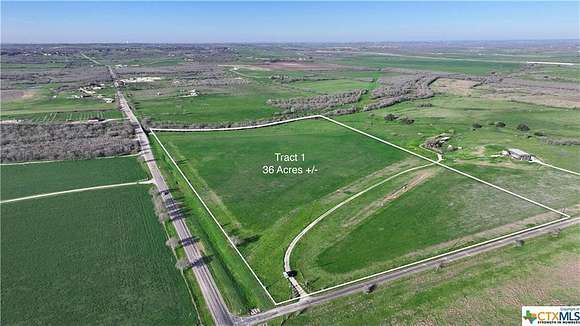 36 Acres of Agricultural Land for Sale in Kingsbury, Texas