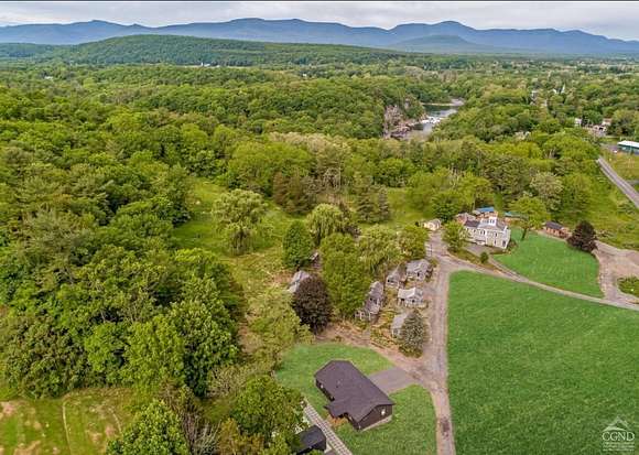 18.76 Acres of Improved Mixed-Use Land for Sale in Catskill, New York