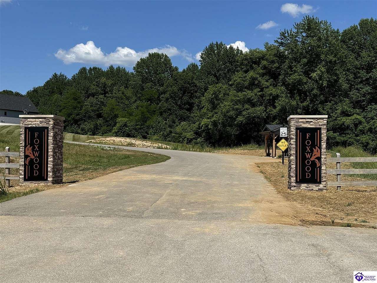 0.94 Acres of Residential Land for Sale in Elizabethtown, Kentucky