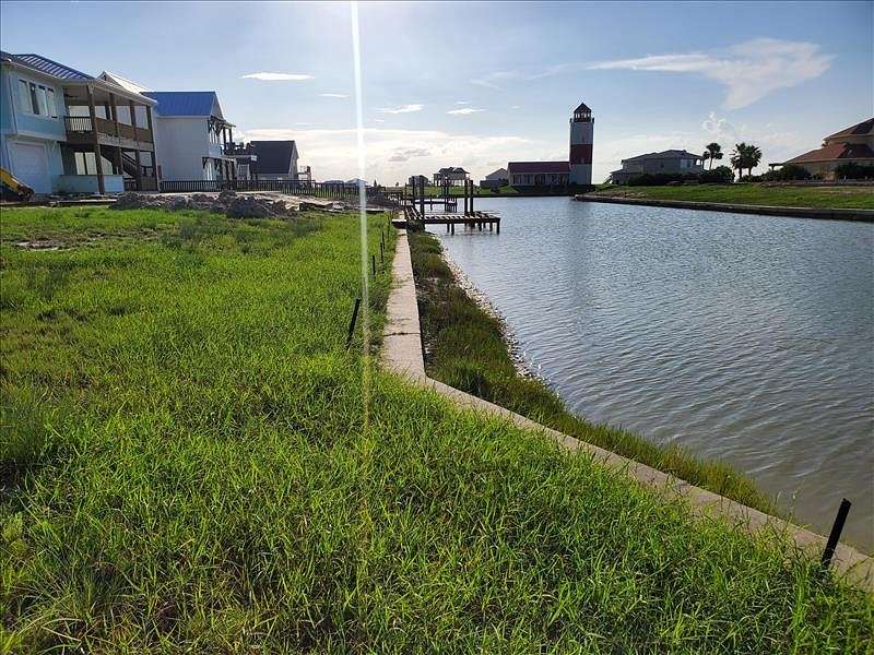 0.88 Acres of Residential Land for Sale in Rockport, Texas