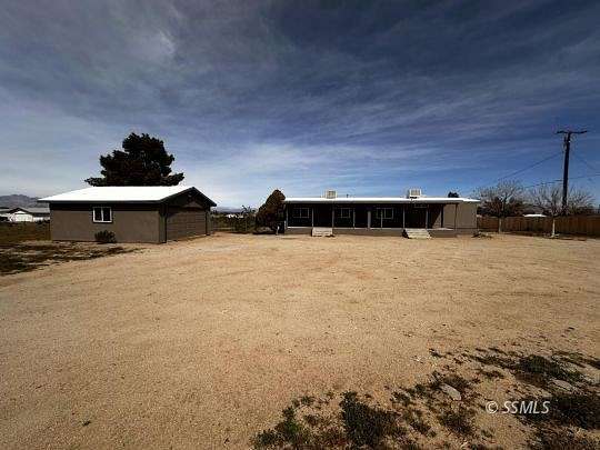 2.3 Acres of Residential Land with Home for Sale in Ridgecrest, California