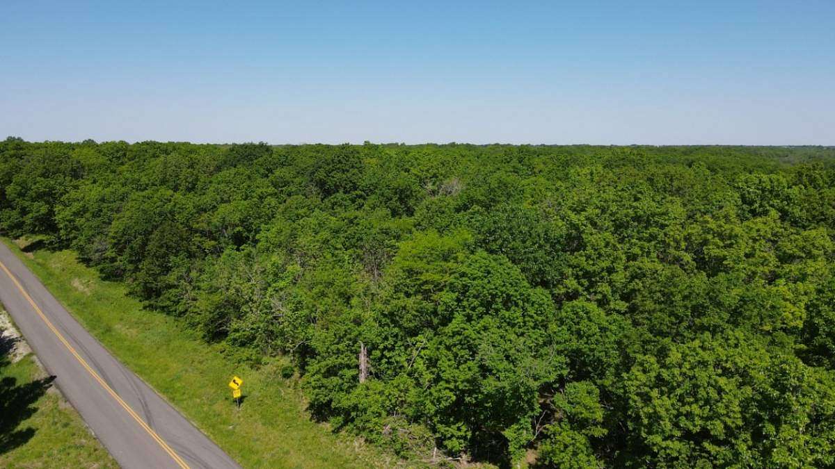 30.5 Acres of Recreational Land for Sale in Memphis, Missouri