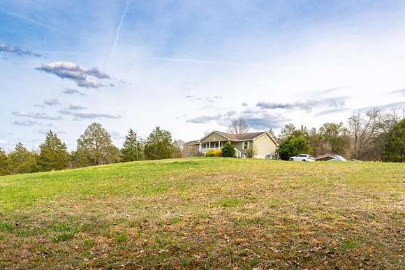 4 Acres of Residential Land with Home for Sale in Speedwell, Tennessee