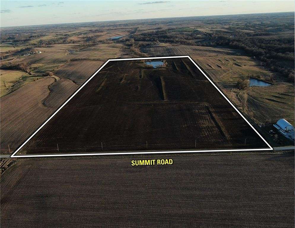 232 Acres of Agricultural Land for Auction in Humeston, Iowa