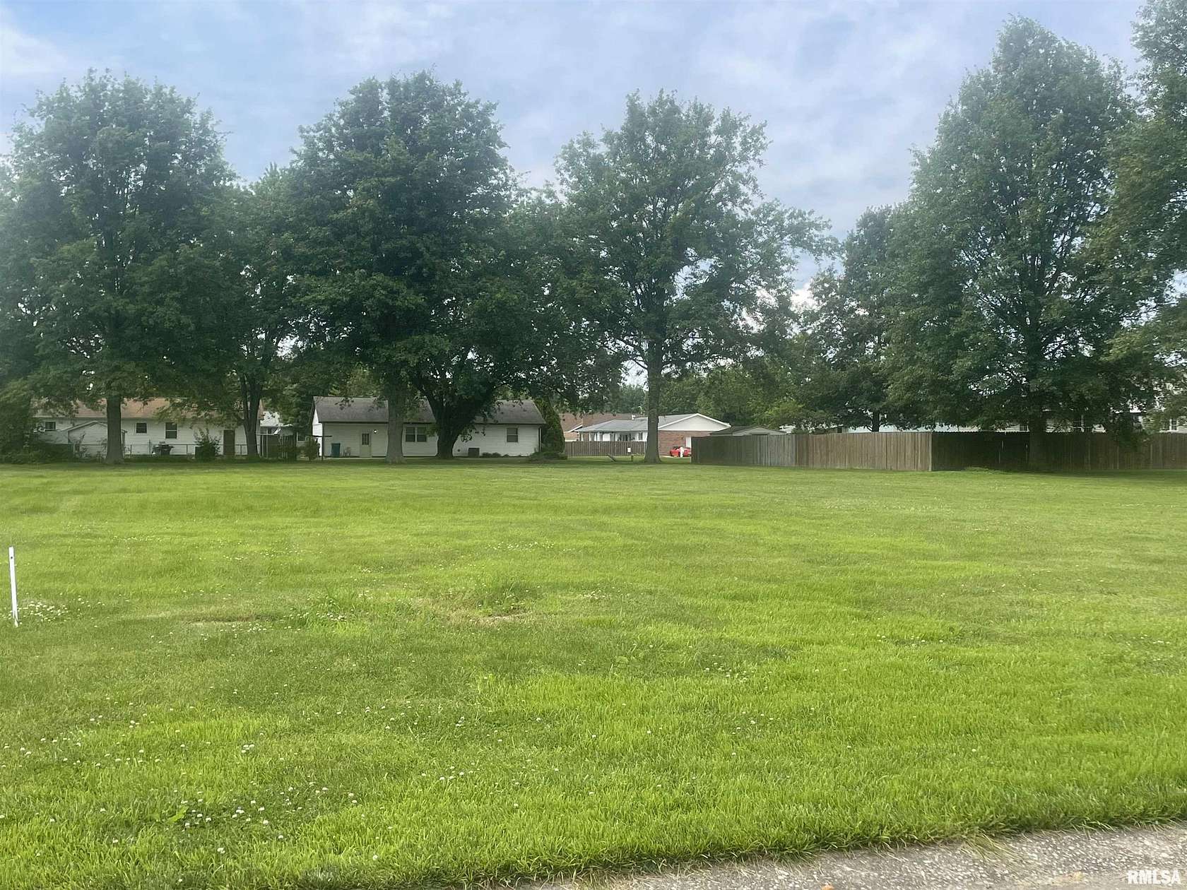 0.79 Acres of Residential Land for Sale in Centralia, Illinois