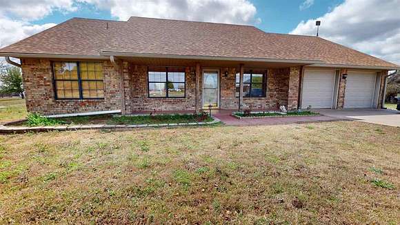 3.8 Acres of Residential Land with Home for Sale in Elgin, Oklahoma