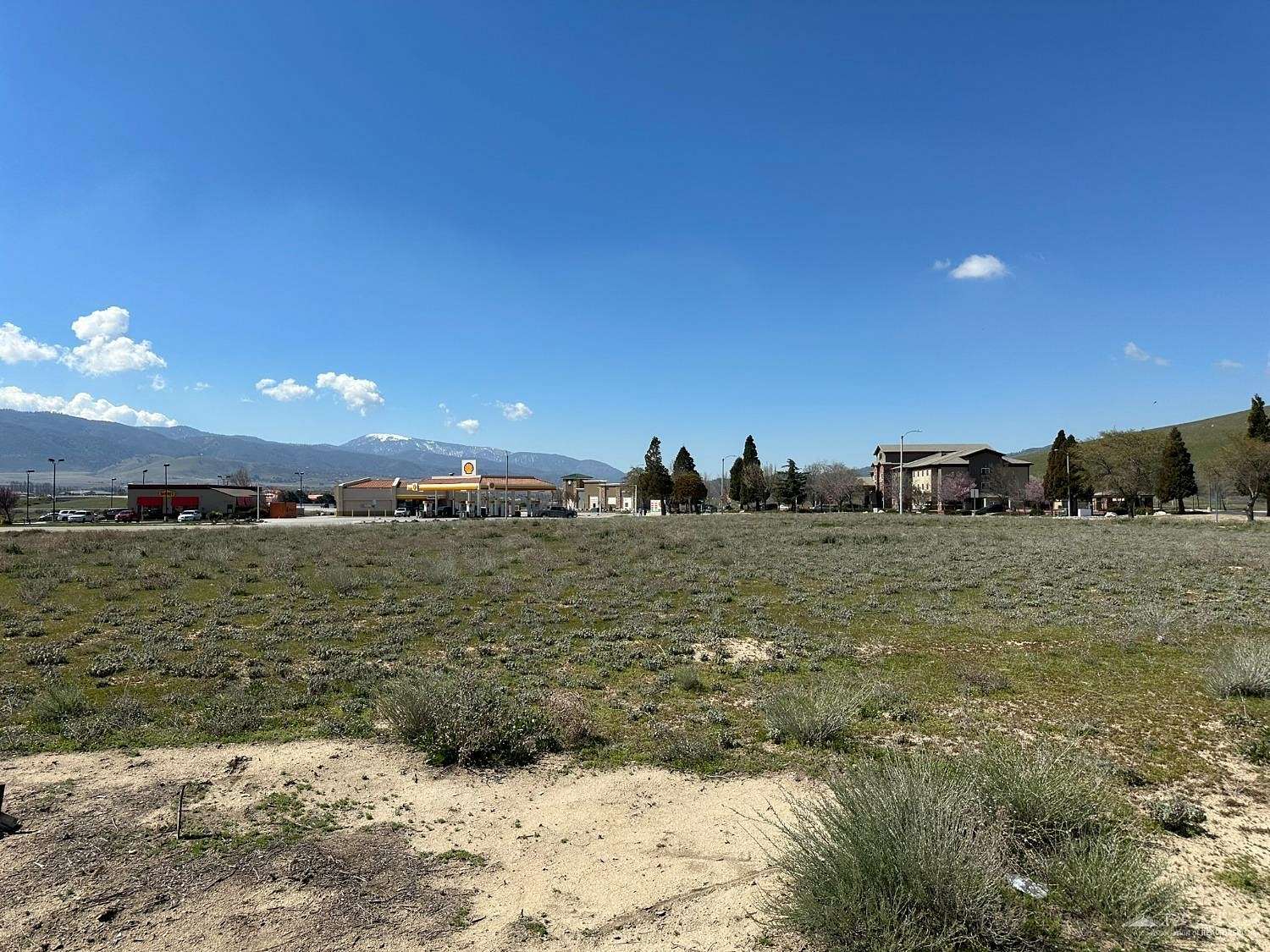 0.46 Acres of Commercial Land for Sale in Tehachapi, California