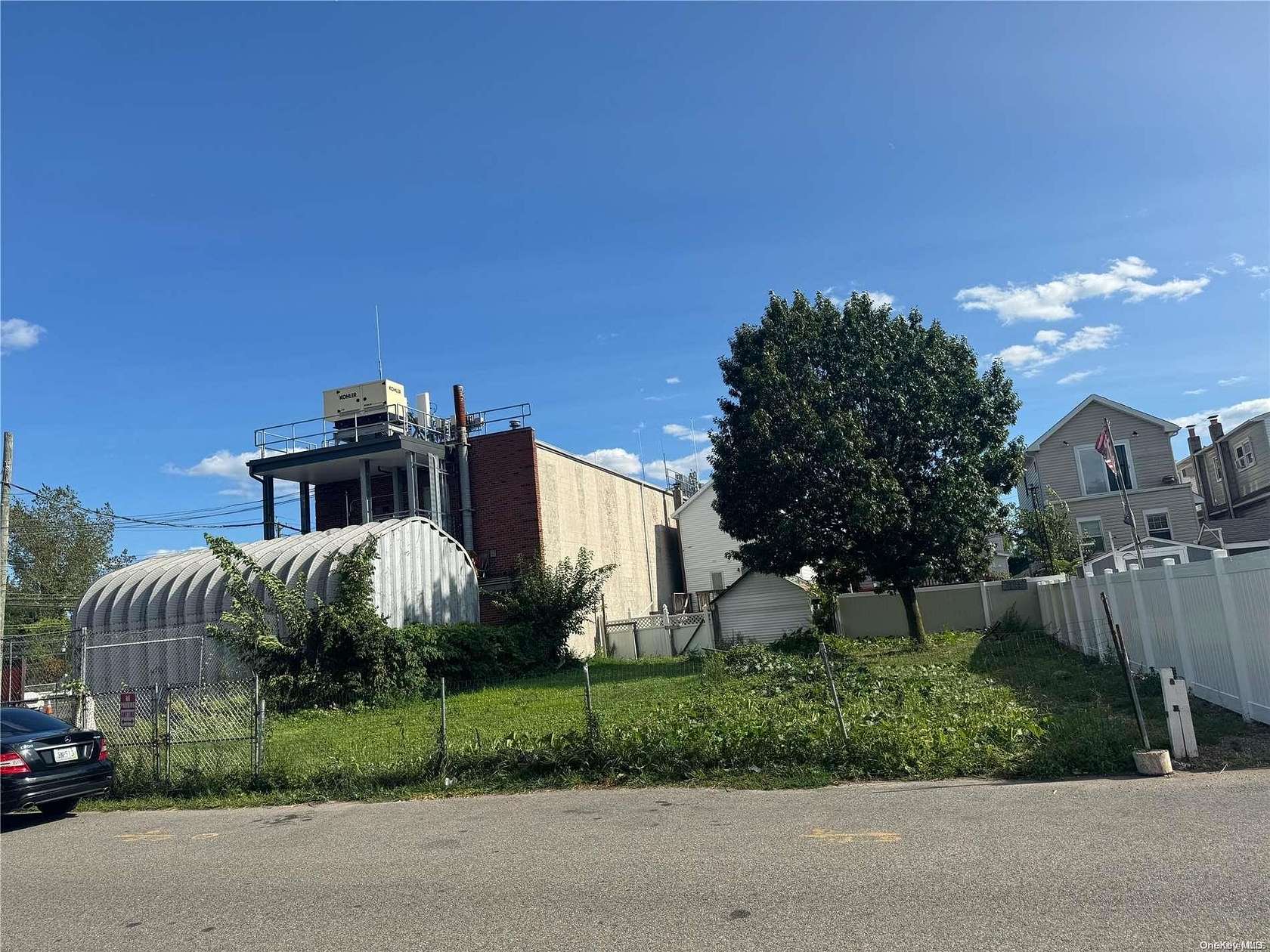 0.11 Acres of Residential Land for Sale in Howard Beach, New York