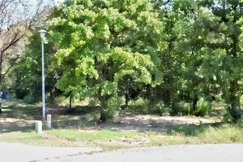 1.2 Acres of Residential Land for Sale in Shawnee, Oklahoma