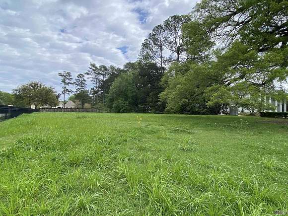 0.75 Acres of Residential Land for Sale in Baton Rouge, Louisiana