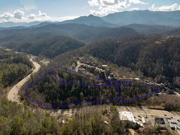 8.9 Acres of Commercial Land for Sale in Gatlinburg, Tennessee