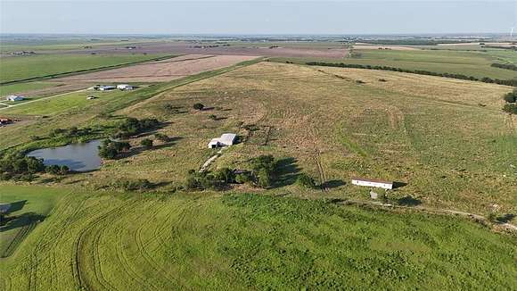 101.62 Acres of Agricultural Land for Sale in Mount Calm, Texas