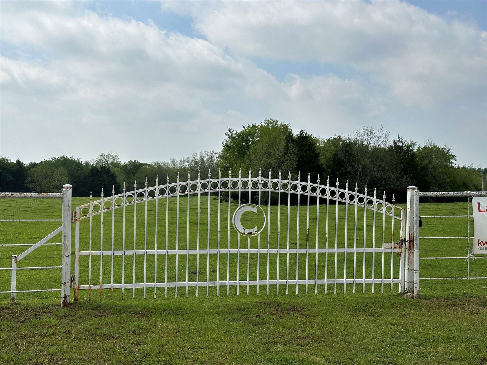 39 Acres of Land for Sale in Seagoville, Texas