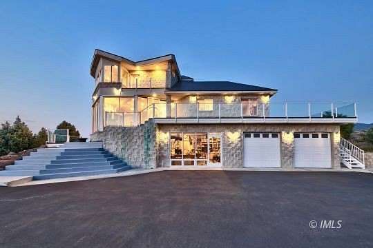 4.2 Acres of Land with Home for Sale in Bridgeport, California