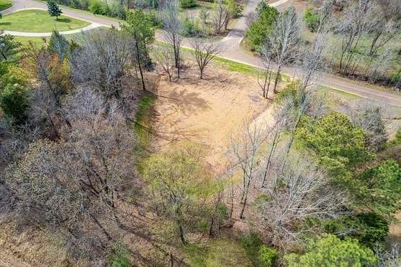 1.2 Acres of Residential Land for Sale in Batesville, Mississippi