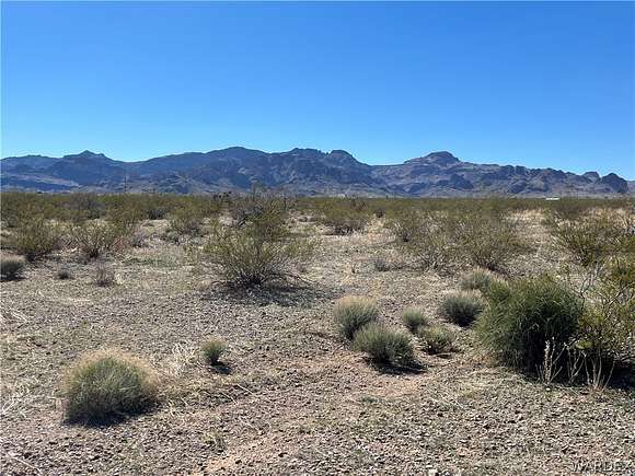 1.2 Acres of Land for Sale in Golden Valley, Arizona