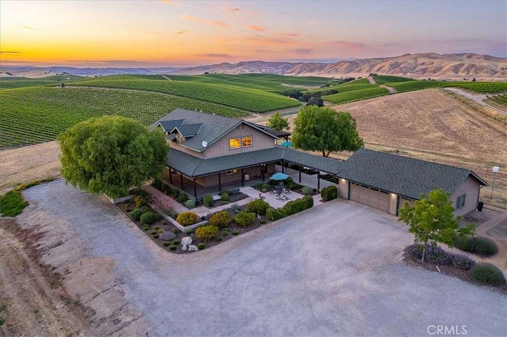 17.7 Acres of Land with Home for Sale in Paso Robles, California