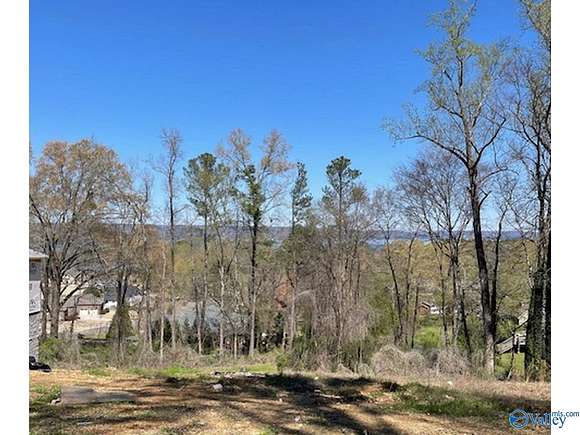 0.35 Acres of Land for Sale in Guntersville, Alabama