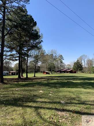 10 Acres of Recreational Land with Home for Sale in Texarkana, Arkansas