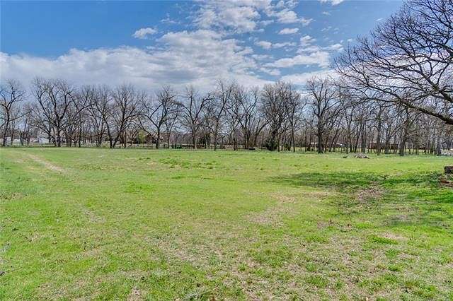 2.5 Acres of Residential Land for Sale in Skiatook, Oklahoma