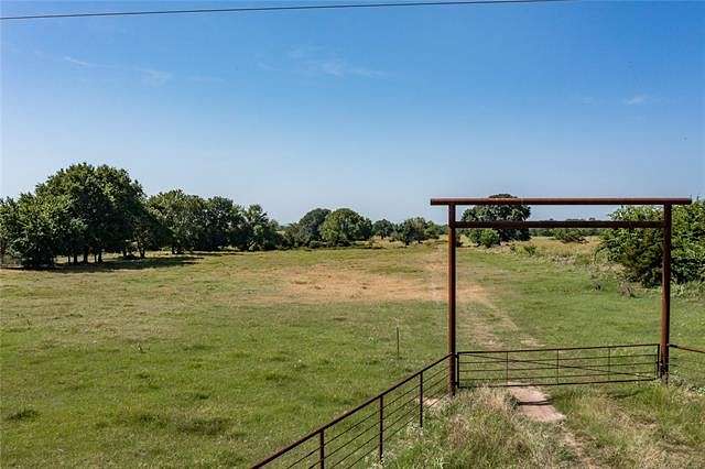 303 Acres of Agricultural Land for Sale in Albany, Oklahoma