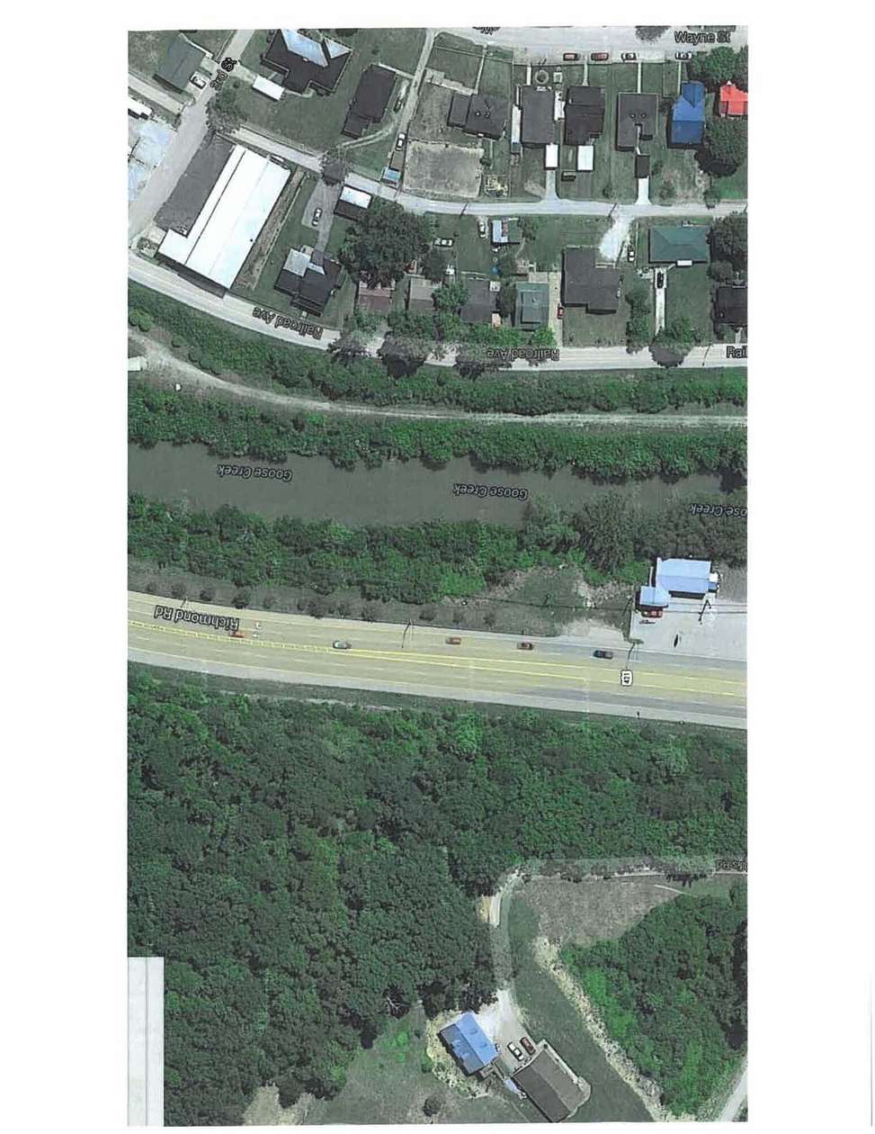 0.28 Acres of Commercial Land for Sale in Manchester, Kentucky